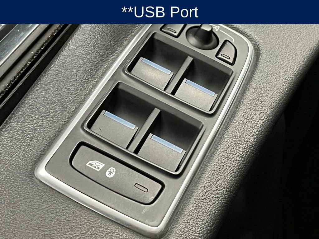 Used 2017 Jaguar F-PACE Prestige image 14