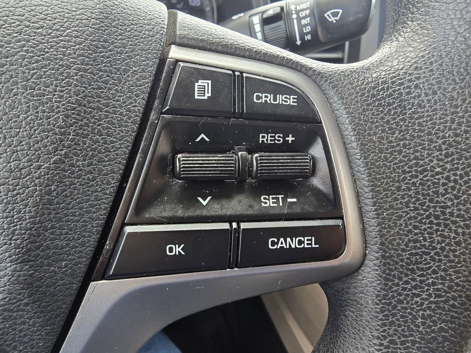 Used 2018 Hyundai Elantra SEL FWD image 15