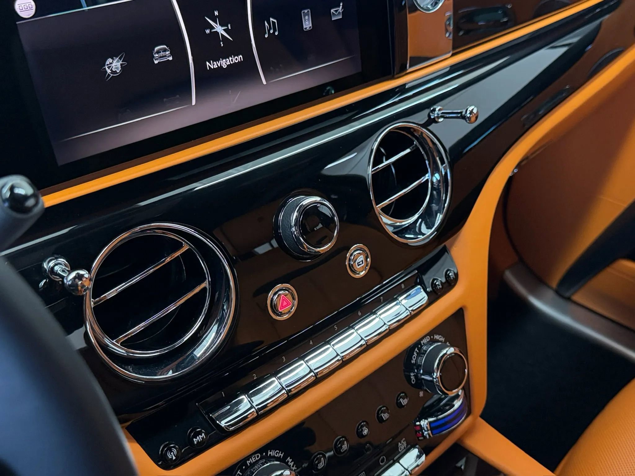 Used 2022 Rolls-Royce Ghost AWD/4WD image 36