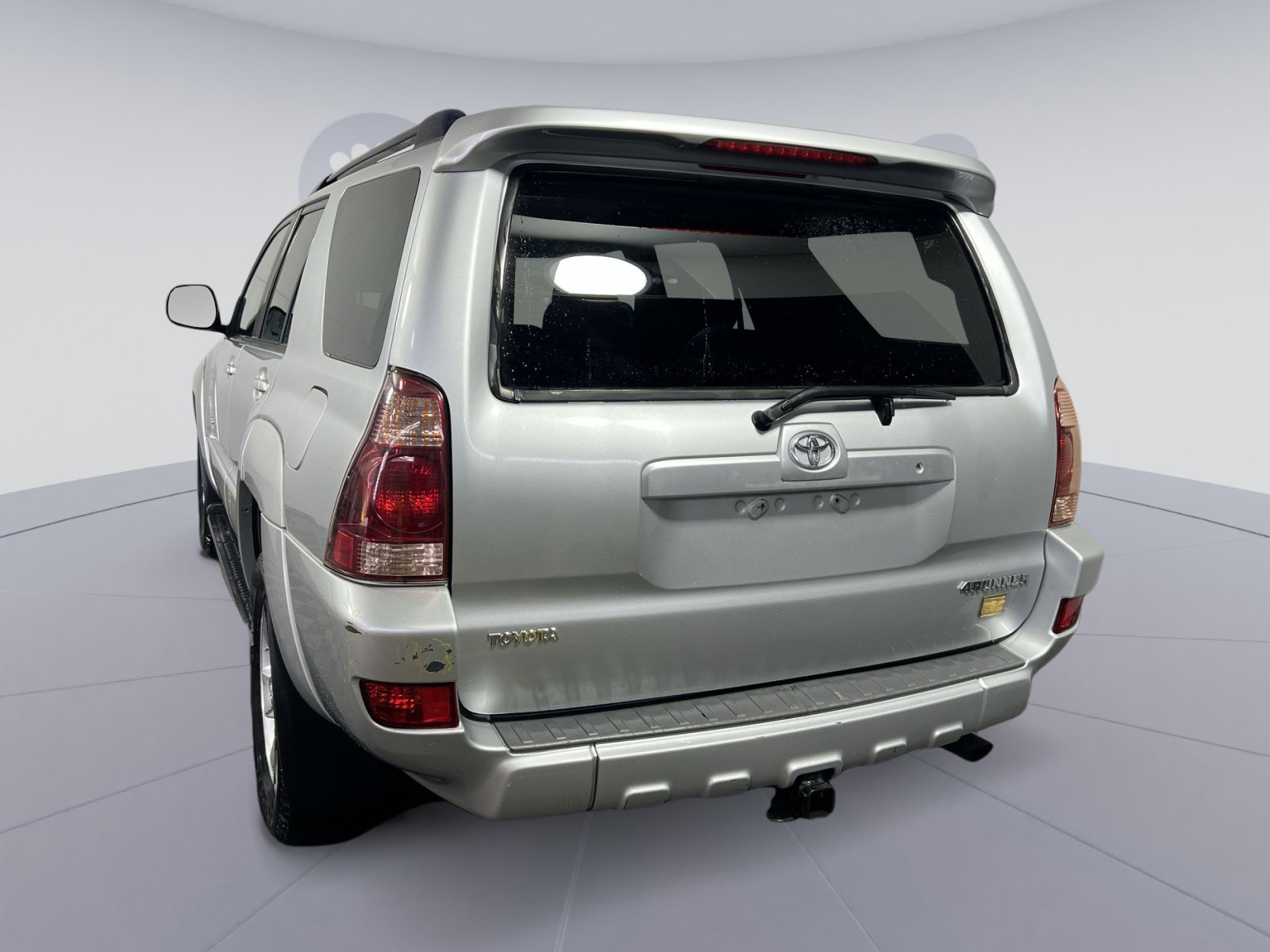 Used 2004 Toyota 4Runner SR5 image 4