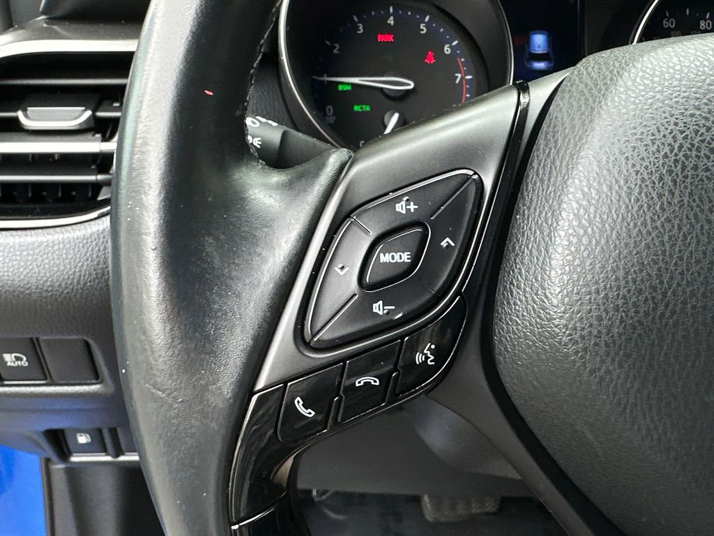 Used 2018 Toyota C-HR XLE FWD image 23
