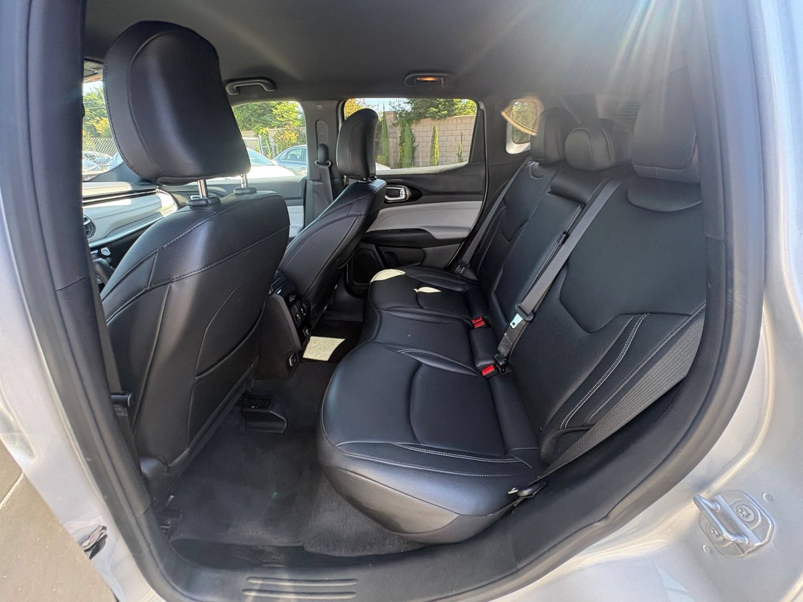 Used 2025 Jeep Compass Limited AWD/4WD image 26