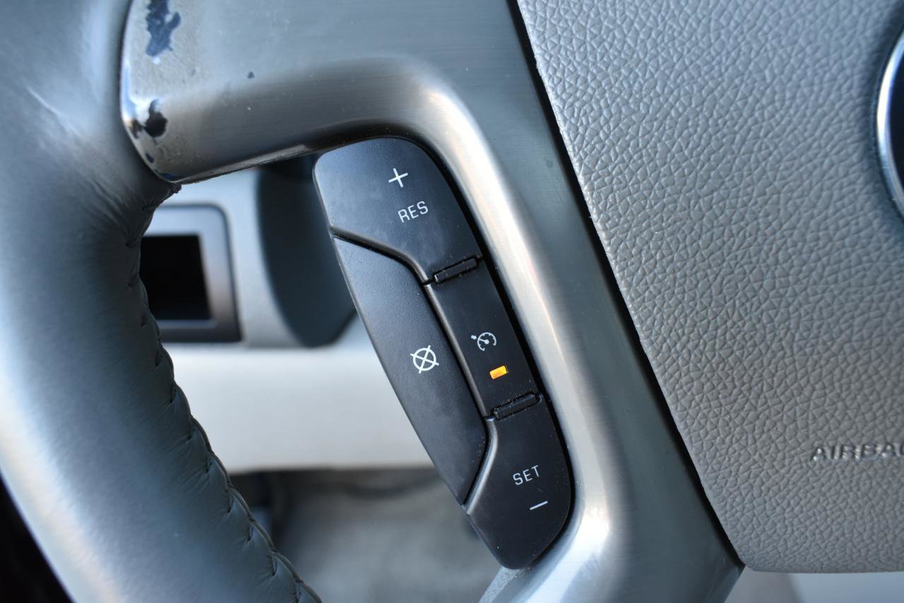 Used 2009 Chevrolet Avalanche LTZ image 14