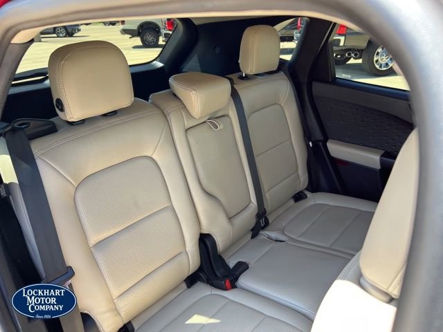 Used 2020 Ford Escape SE image 24