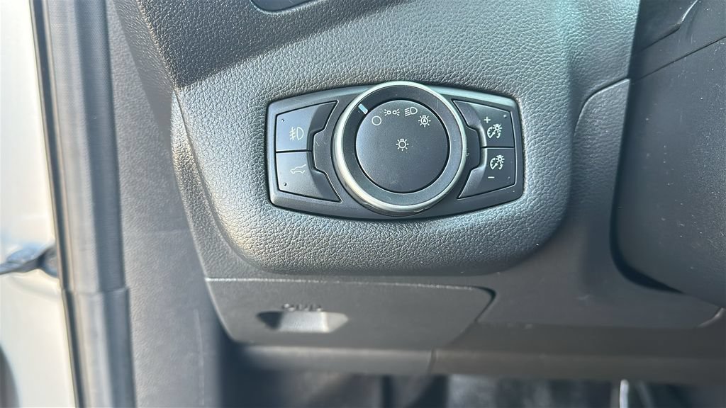 Used 2018 Ford Escape SE w/ SE Sync 3 Package FWD image 20