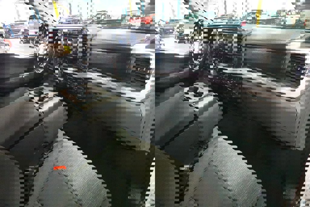 Used 2024 Ford F250 XLT AWD/4WD image 30