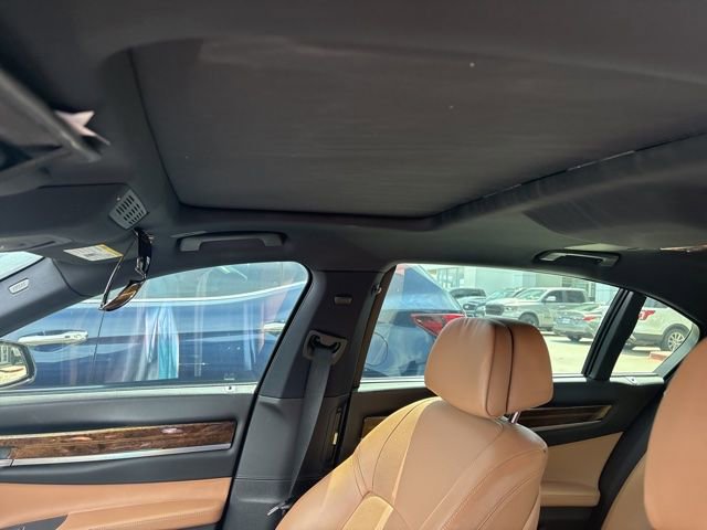 Used 2013 BMW 750Li RWD image 12