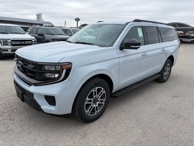 New 2025 Ford Expedition Max Active image 3