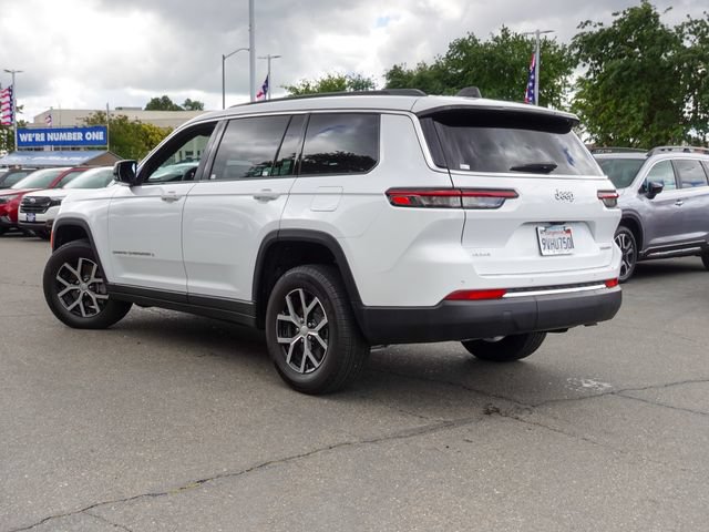 Used 2025 Jeep Grand Cherokee L Limited AWD/4WD image 9