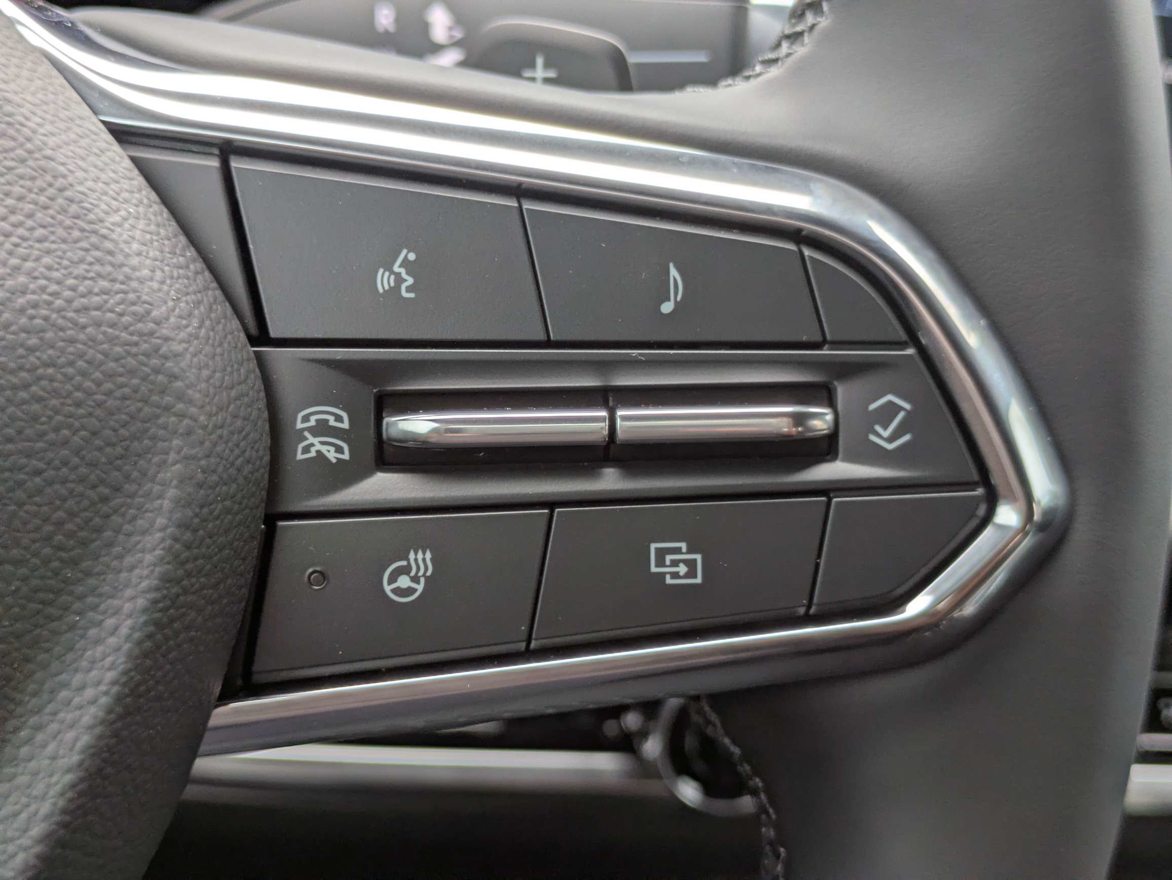 New 2027 Chevrolet Equinox LT FWD image 17
