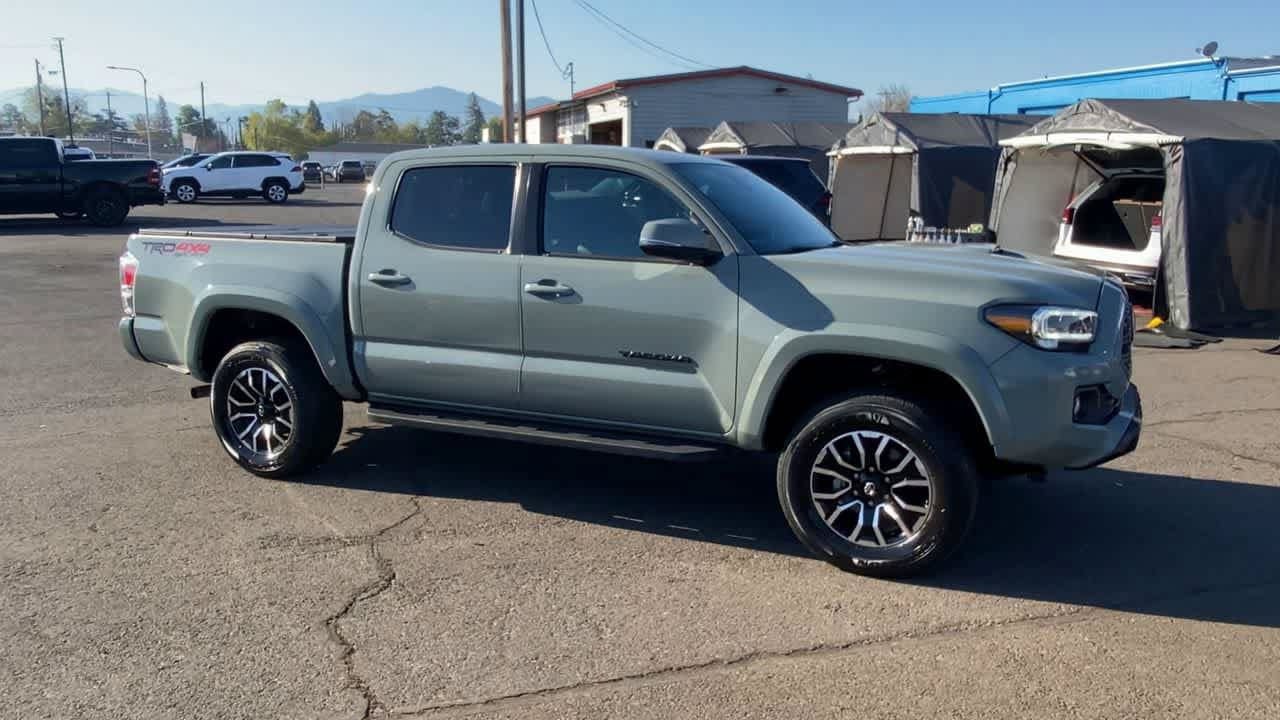 Certified 2023 Toyota Tacoma TRD Sport w/ TRD Premium Sport Package AWD/4WD image 3