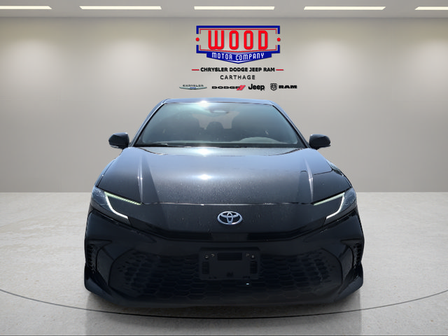 Used 2025 Toyota Camry XSE FWD image 7