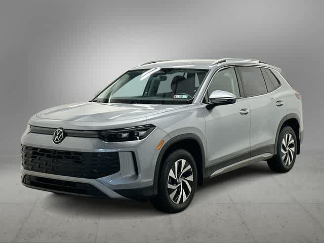 Certified 2025 Volkswagen Tiguan S AWD/4WD image 1