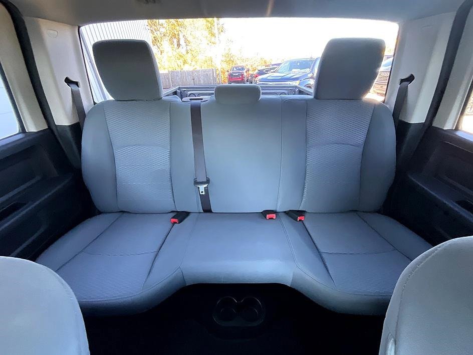 Used 2014 RAM 1500 Express image 33