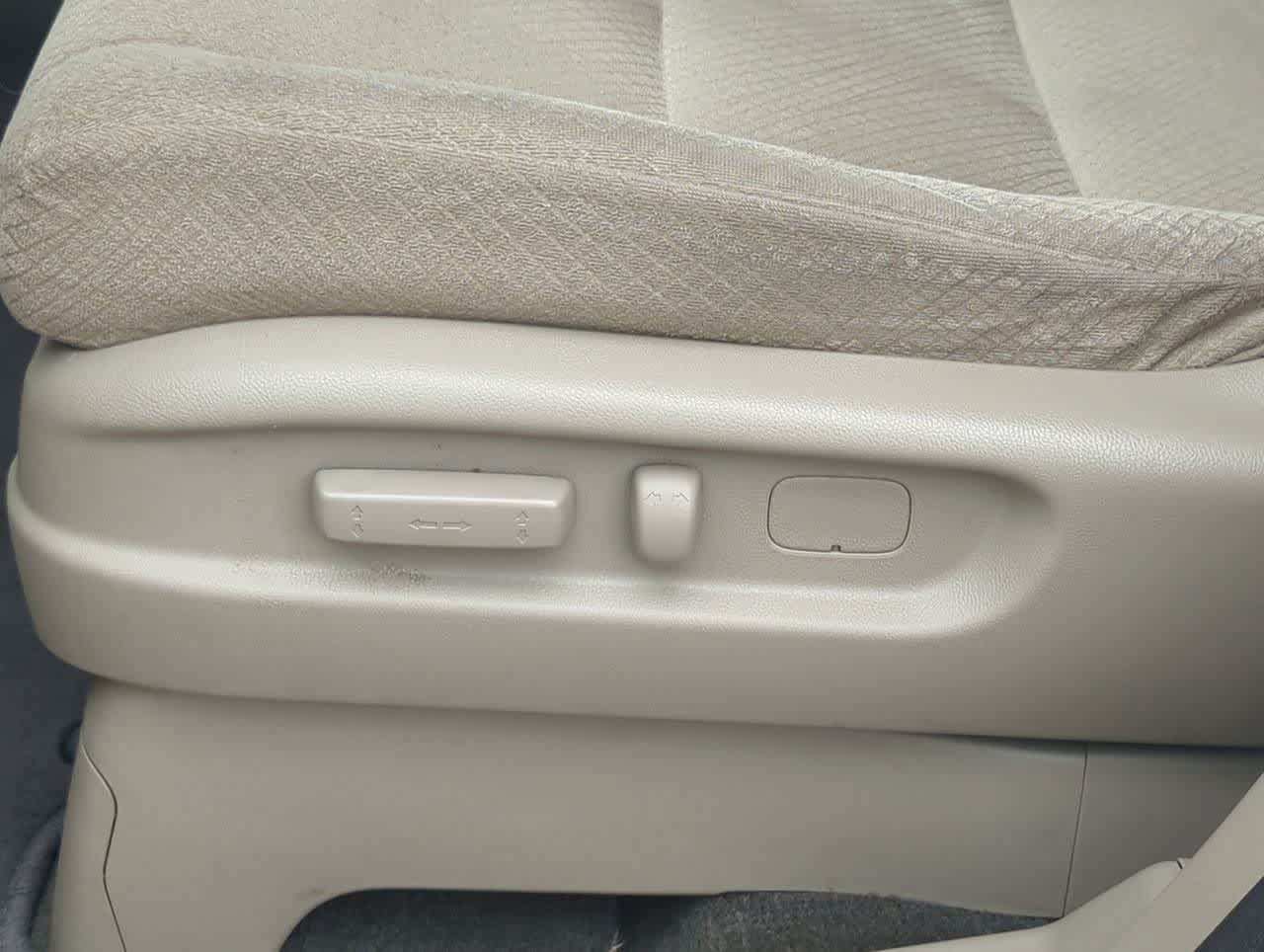 Used 2016 Honda Odyssey LX image 16