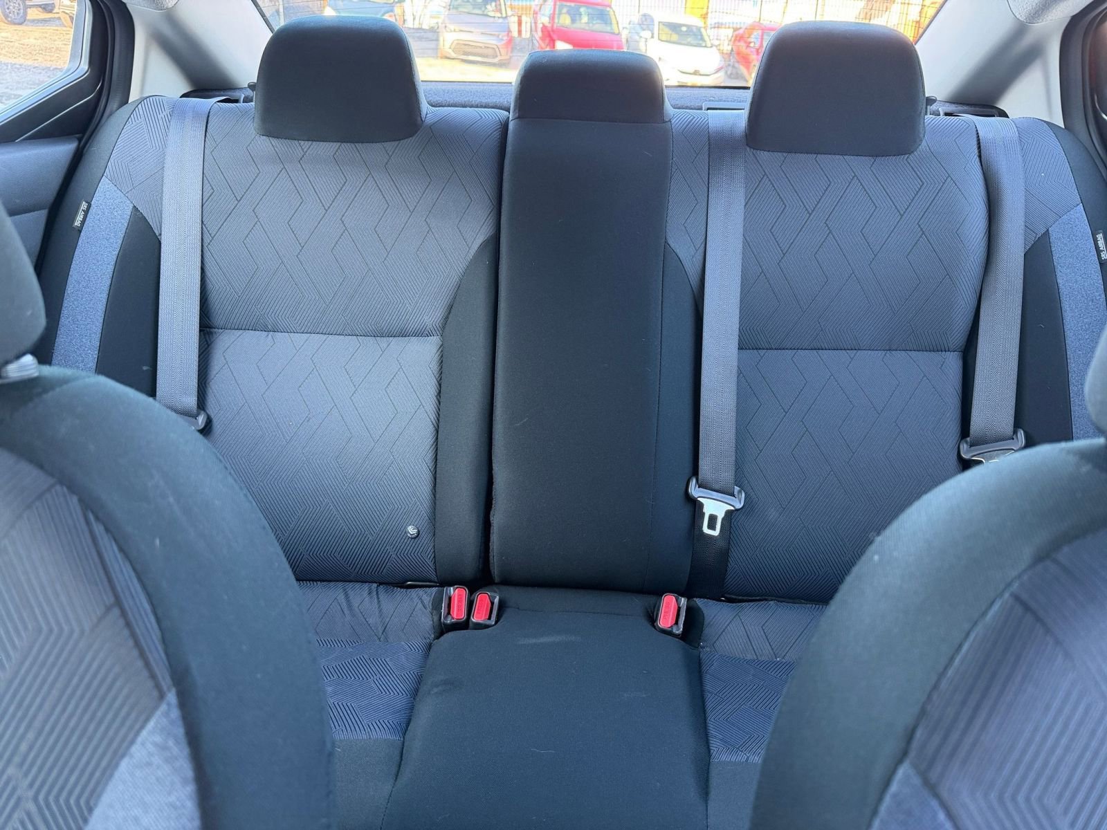 Used 2025 Nissan Versa SV image 33