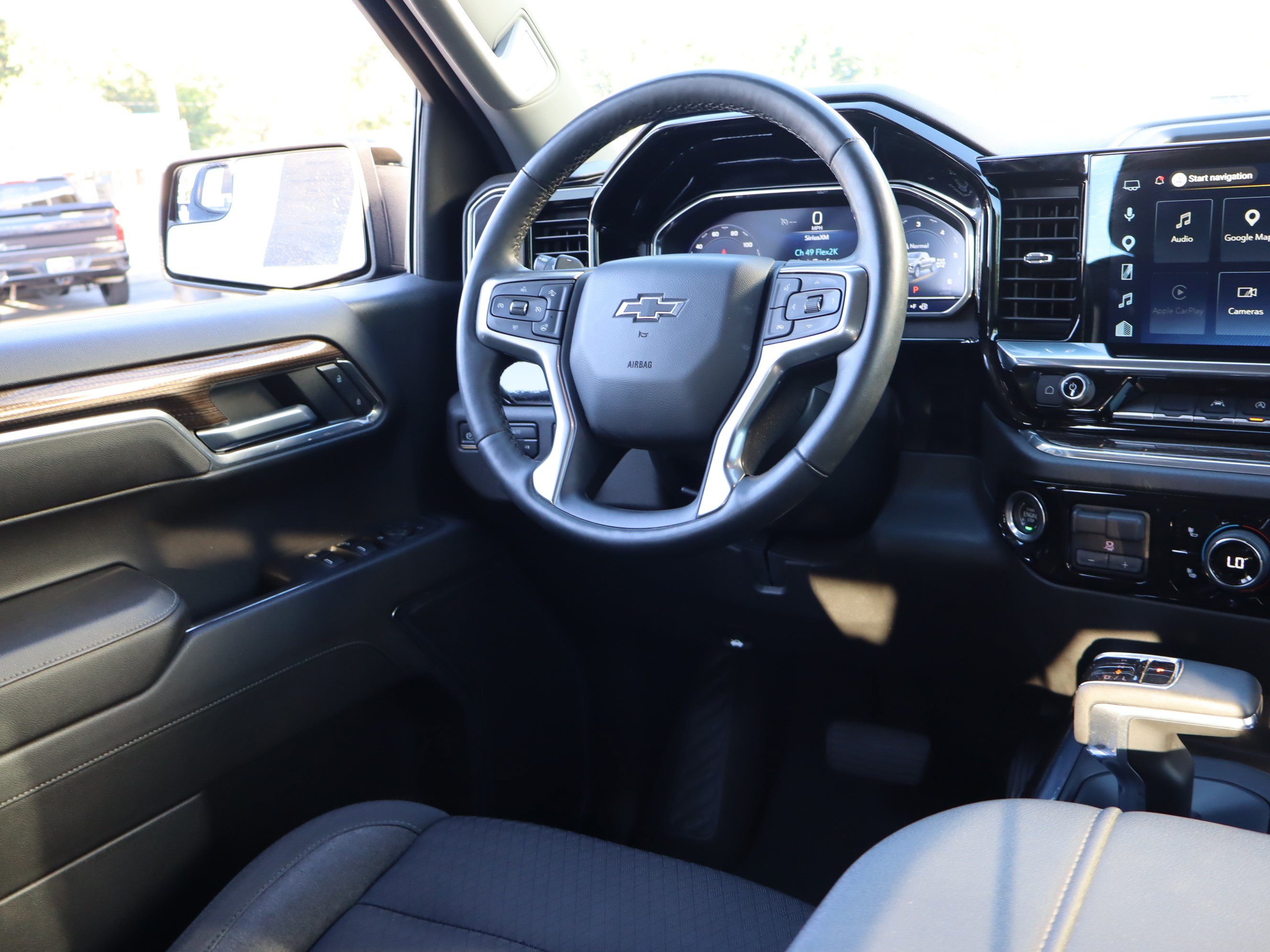Used 2023 Chevrolet Silverado 1500 RST AWD/4WD image 13