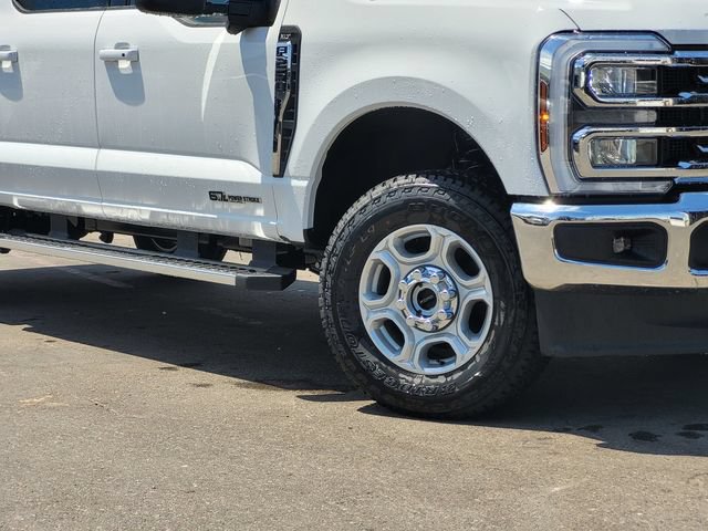 New 2026 Ford F250 XLT w/ XLT Premium Package AWD/4WD image 2