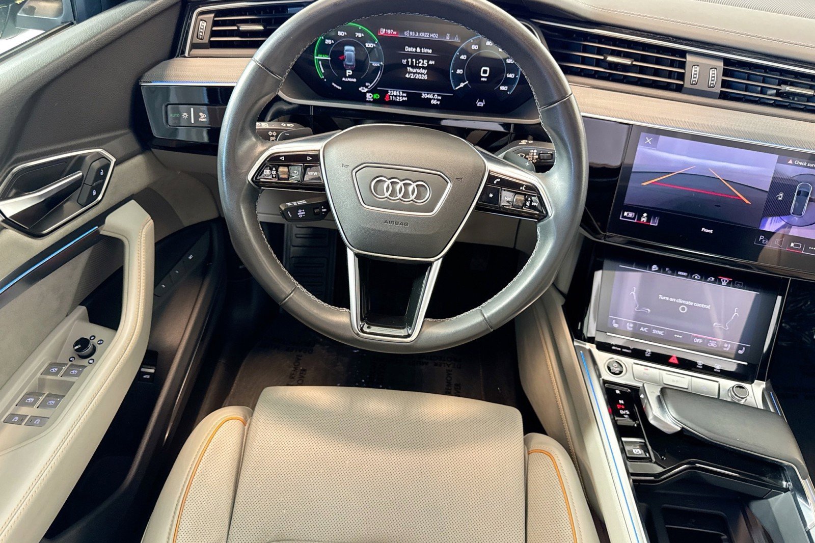 Used 2024 Audi Q8 e-tron Prestige w/ Prestige Package image 21