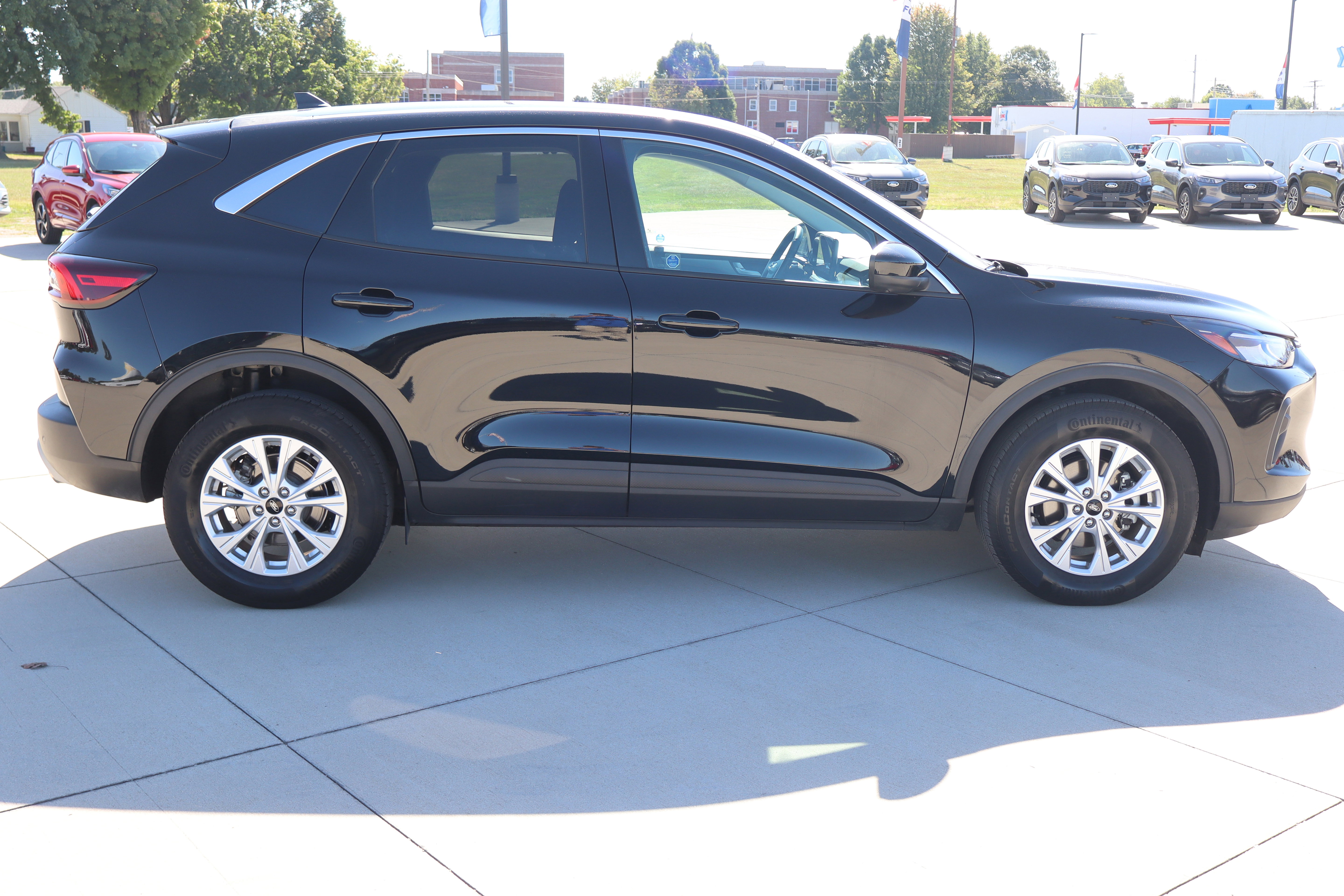 Used 2023 Ford Escape Active w/ Tech Pack #2 image 5