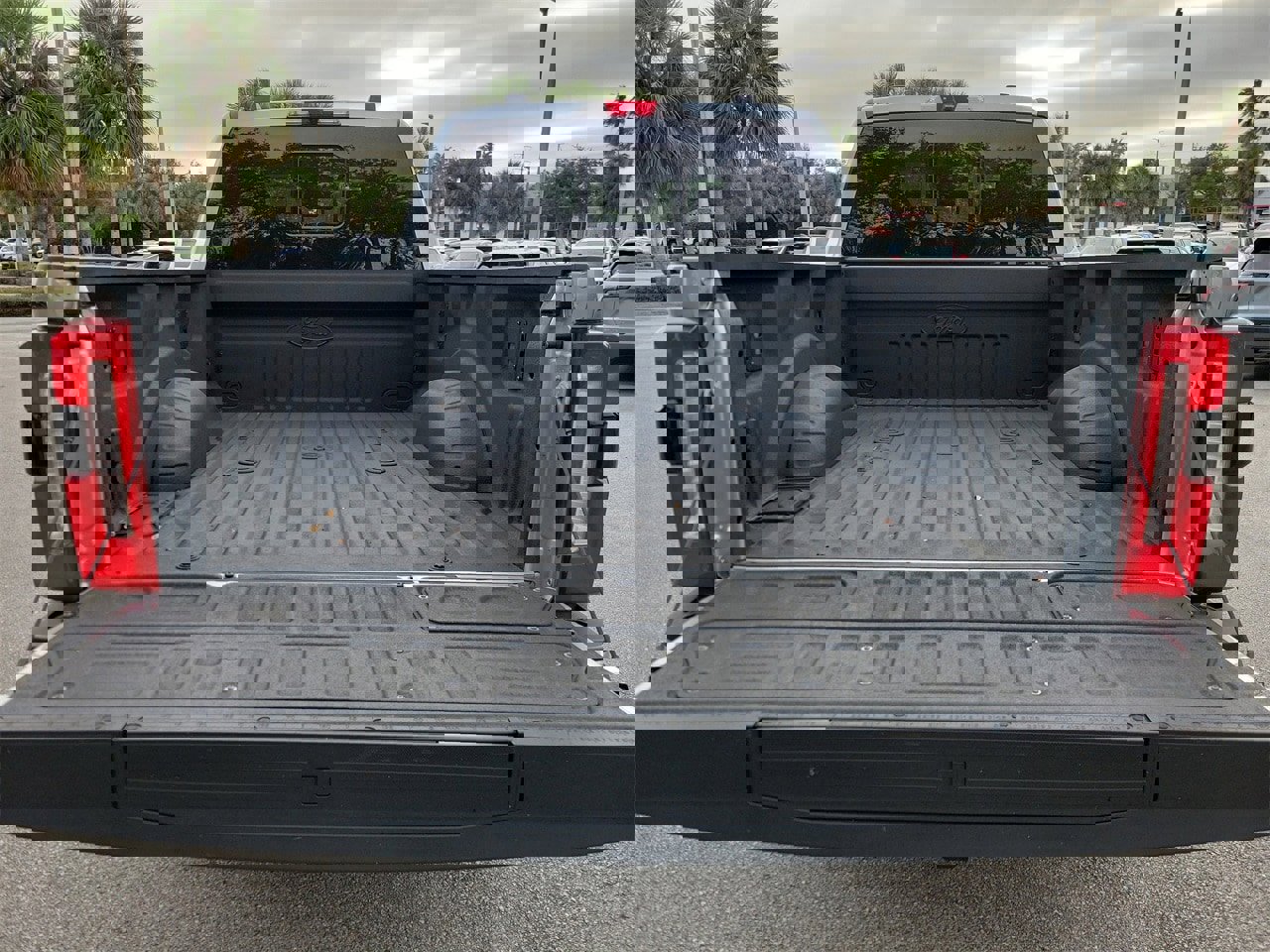 Used 2024 Ford F250 Lariat w/ Lariat Ultimate Package image 8