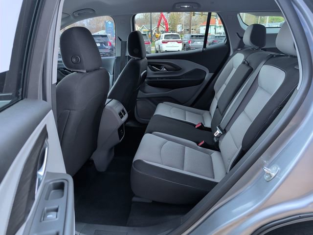 Used 2023 GMC Terrain SLE w/ Driver Convenience Package image 20