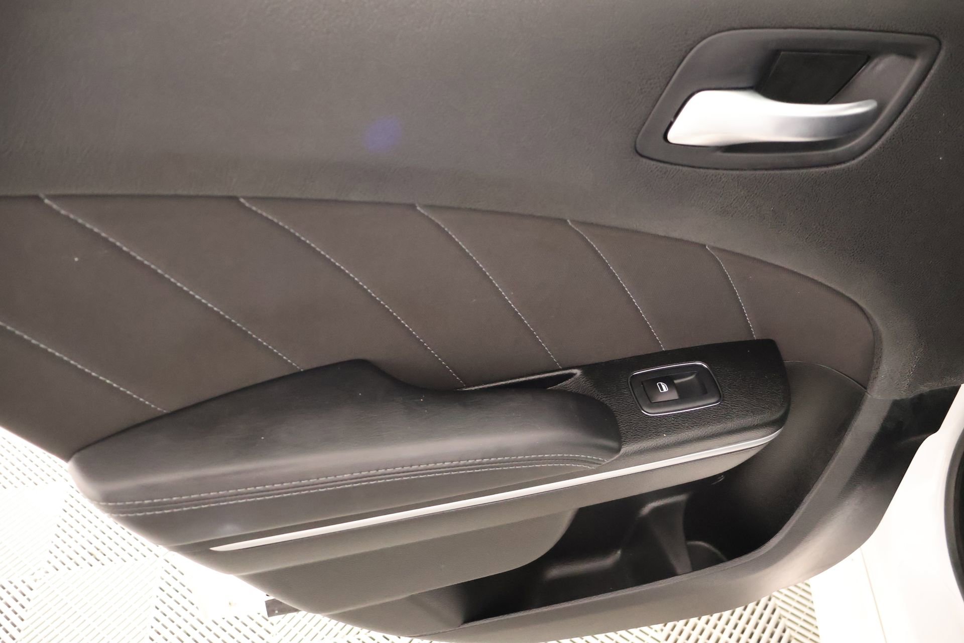 Used 2023 Dodge Charger GT image 15