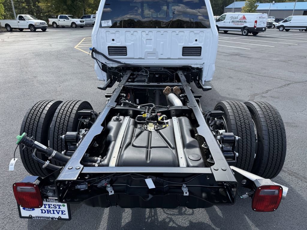 New 2026 Ford F550 4x4 Crew Cab image 20