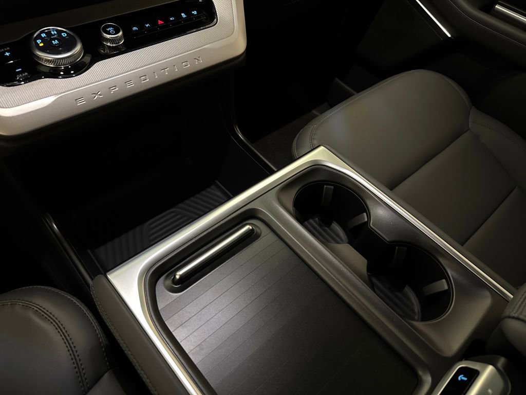 New 2026 Ford Expedition Max Active RWD image 37