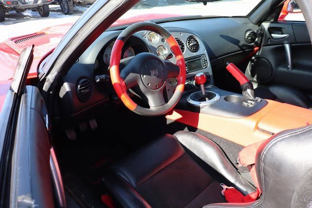 Used 2005 Dodge Viper SRT-10 image 12