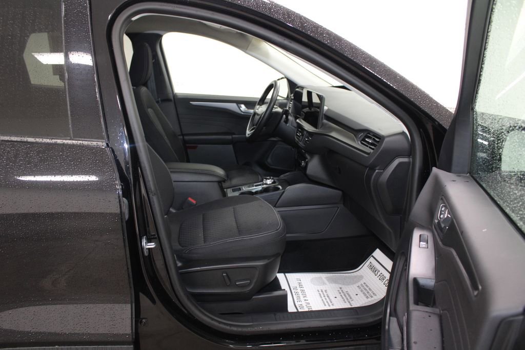 Used 2023 Ford Escape Active w/ Tech Pack #2 image 29