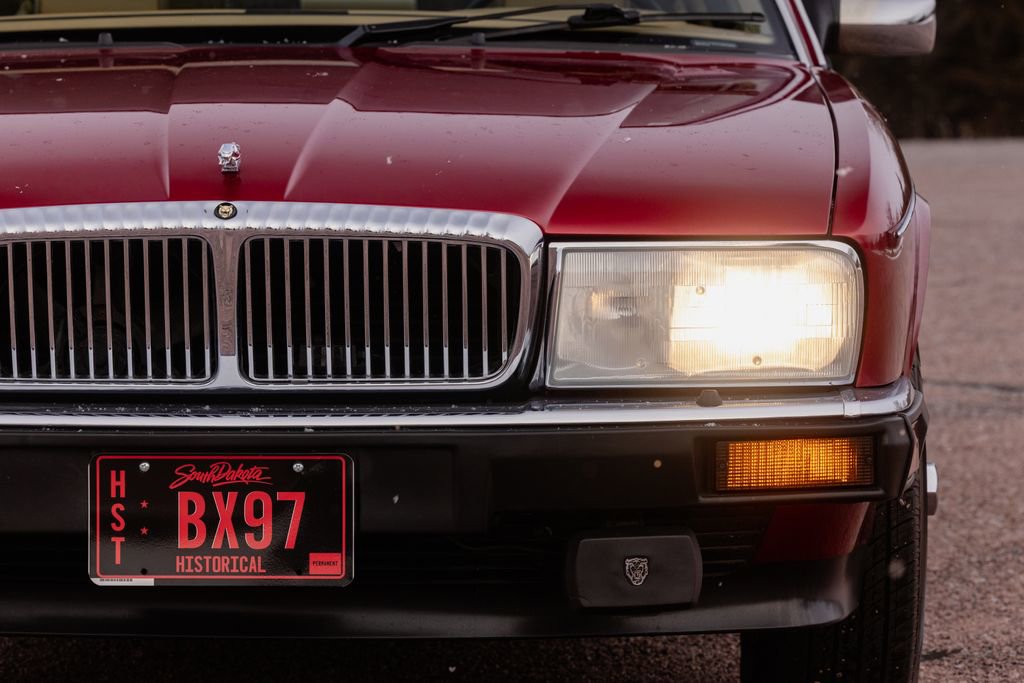 Used 1992 Jaguar XJ Vanden Plas image 41