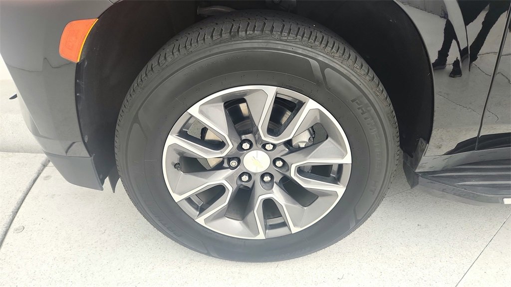 Used 2022 Chevrolet Tahoe LT w/ LT Signature Plus Package image 32