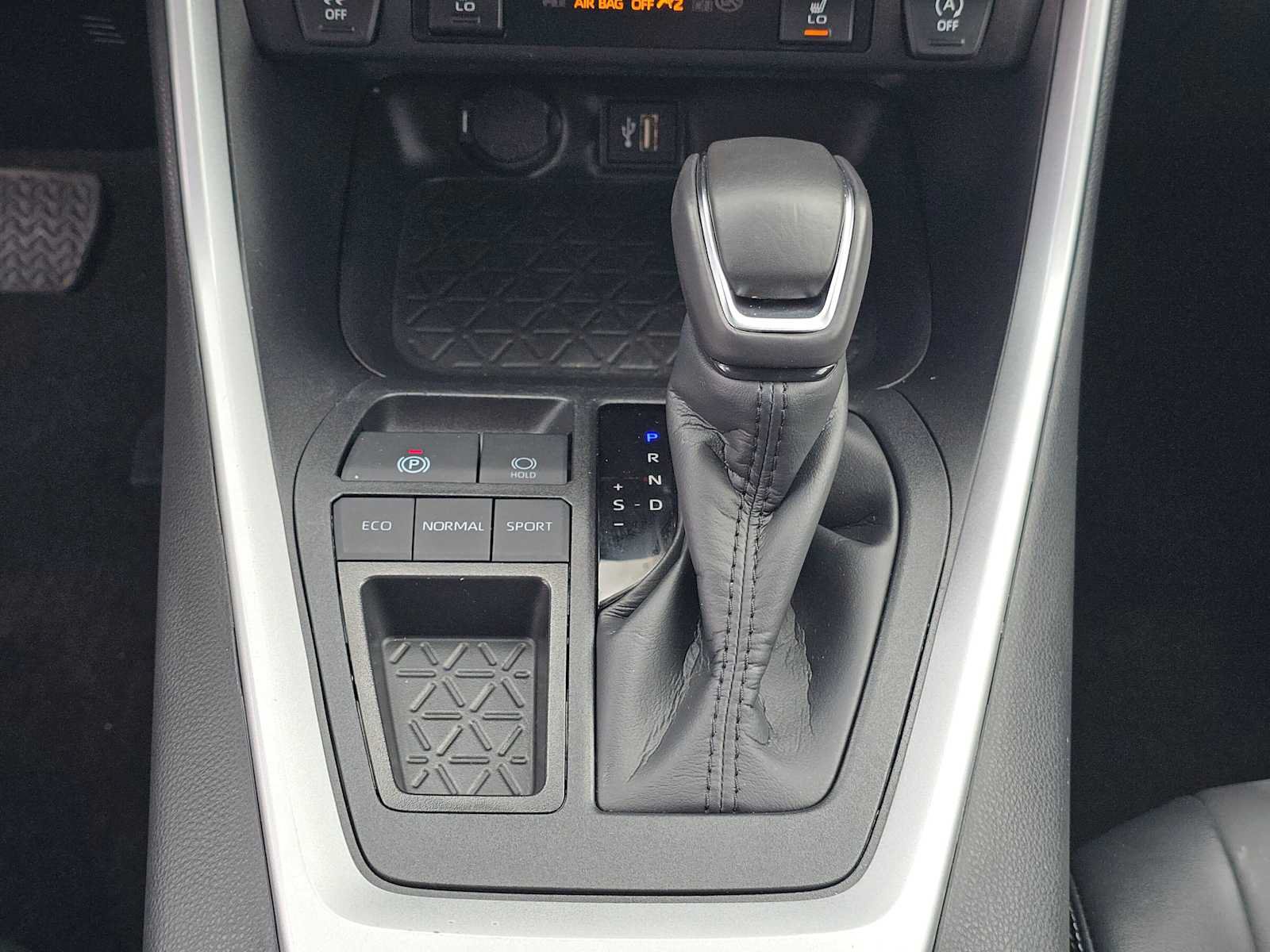 Certified 2025 Toyota RAV4 XLE Premium w/ Weather Package FWD image 31