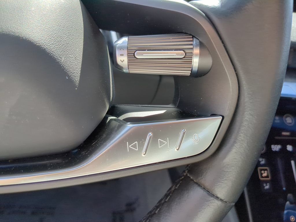 Used 2024 Lucid Air Pure RWD image 28