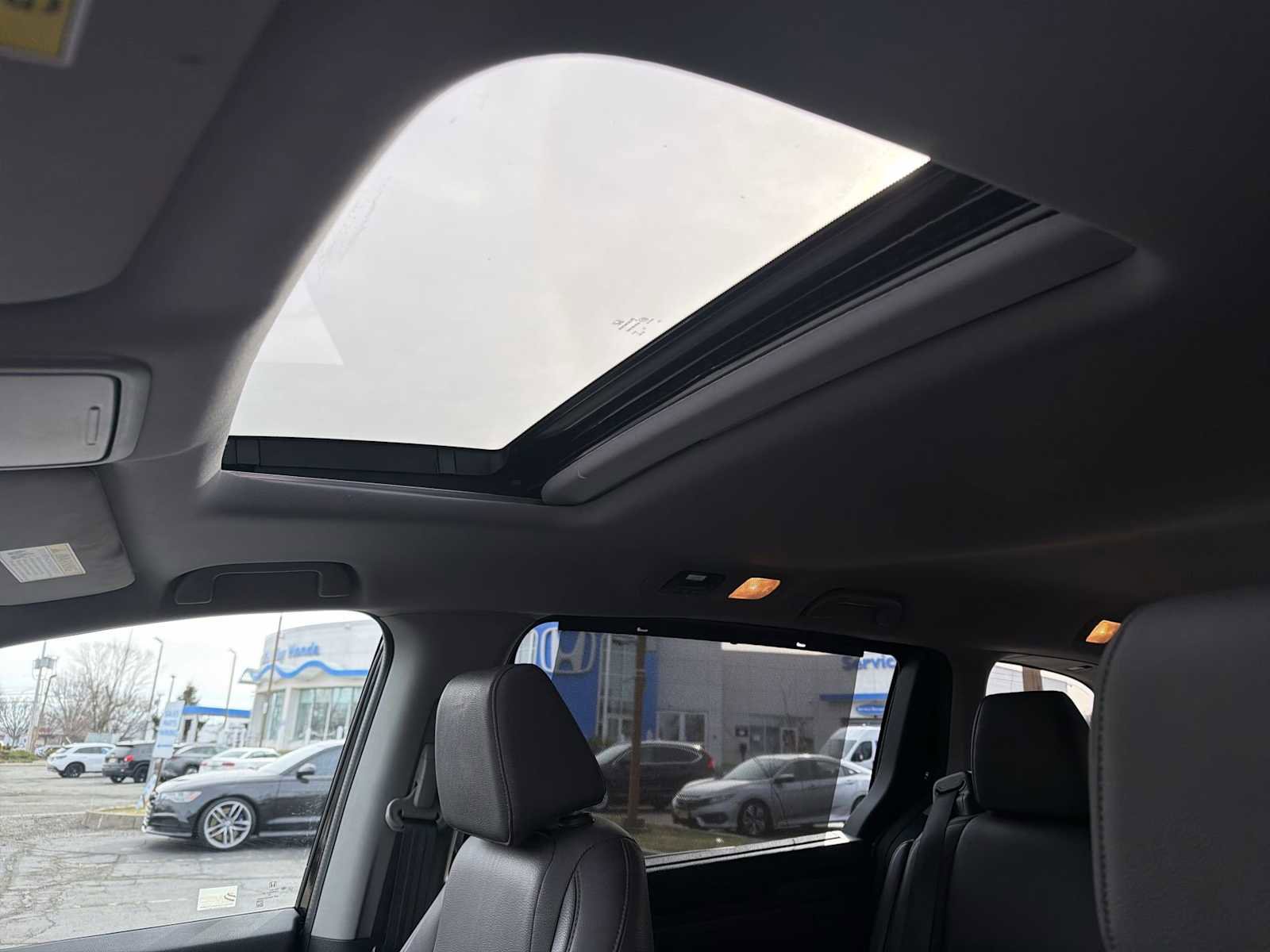 Used 2019 Honda Odyssey EX-L image 23