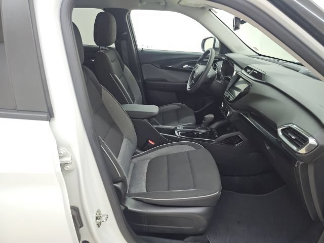 Used 2023 Chevrolet TrailBlazer LT w/ Convenience Package FWD image 19