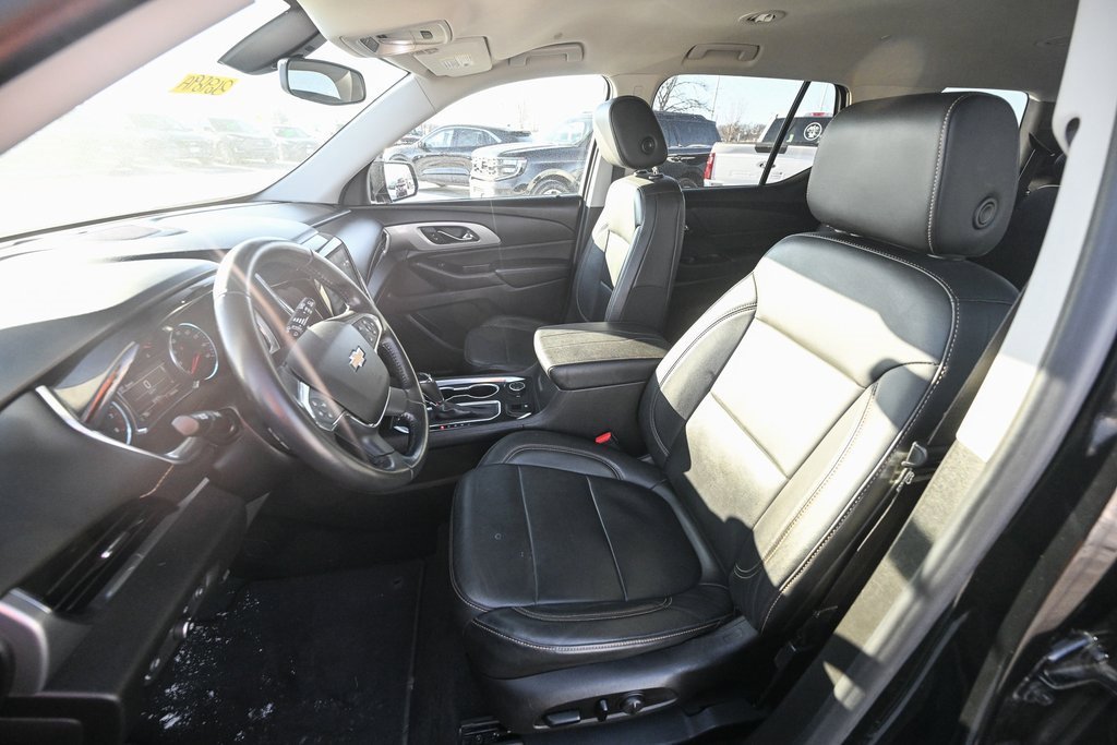 Used 2019 Chevrolet Traverse LT image 19