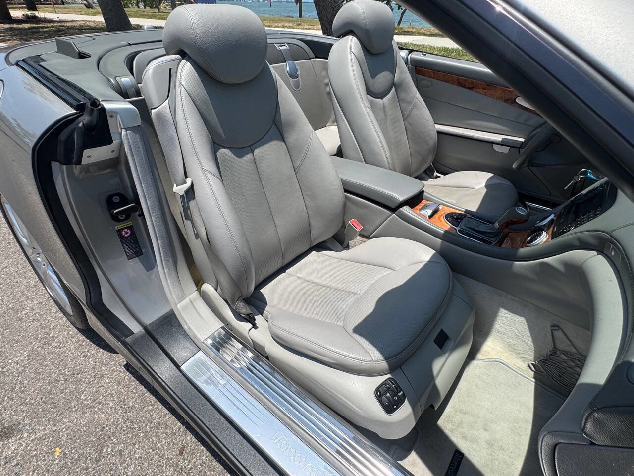 Used 2007 Mercedes-Benz SL 550 image 81