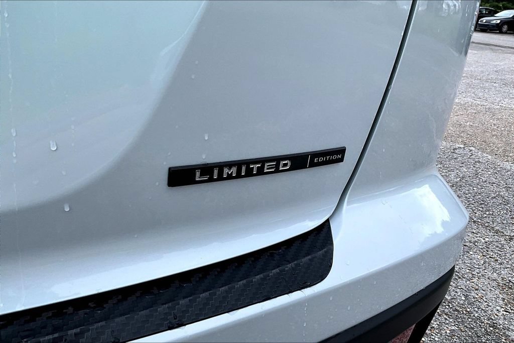 New 2026 Mitsubishi Eclipse Cross LE AWD/4WD image 9