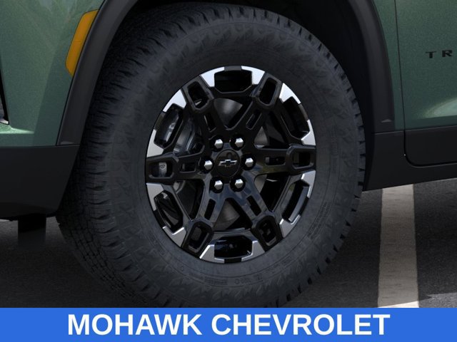 New 2027 Chevrolet Traverse Z71 w/ Driver Confidence Package AWD/4WD image 9