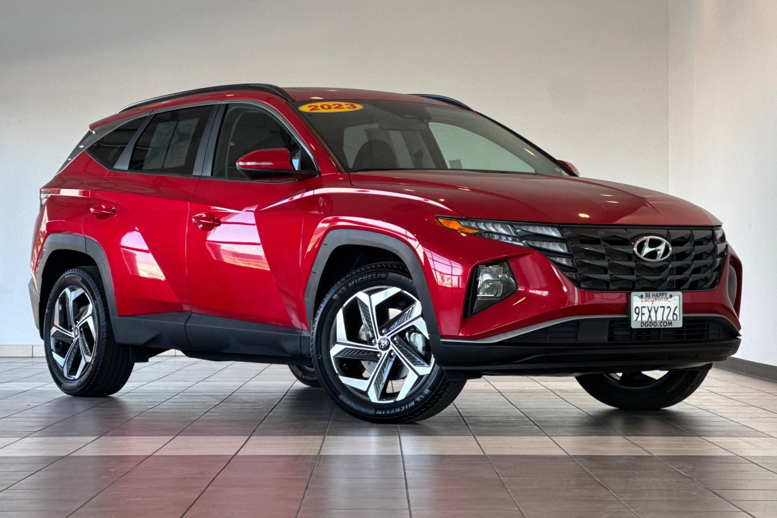 Used 2023 Hyundai Tucson SEL w/ Convenience Package AWD/4WD image 2