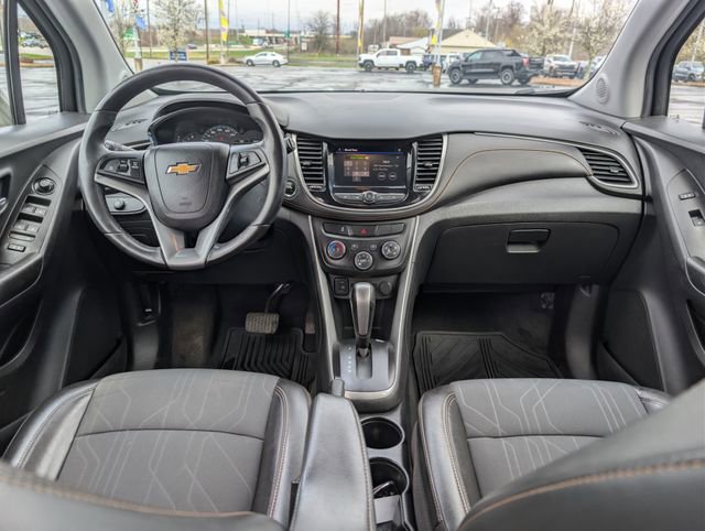 Used 2021 Chevrolet Trax LT w/ Driver Confidence Package image 11