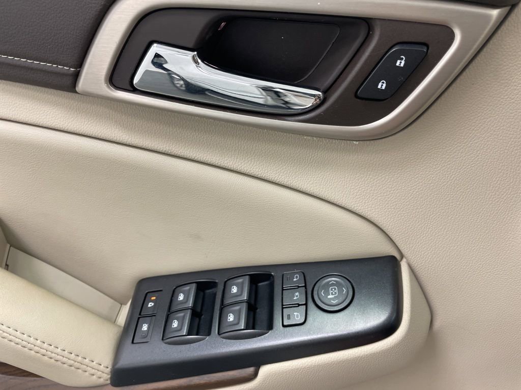 Used 2019 GMC Yukon XL Denali image 23