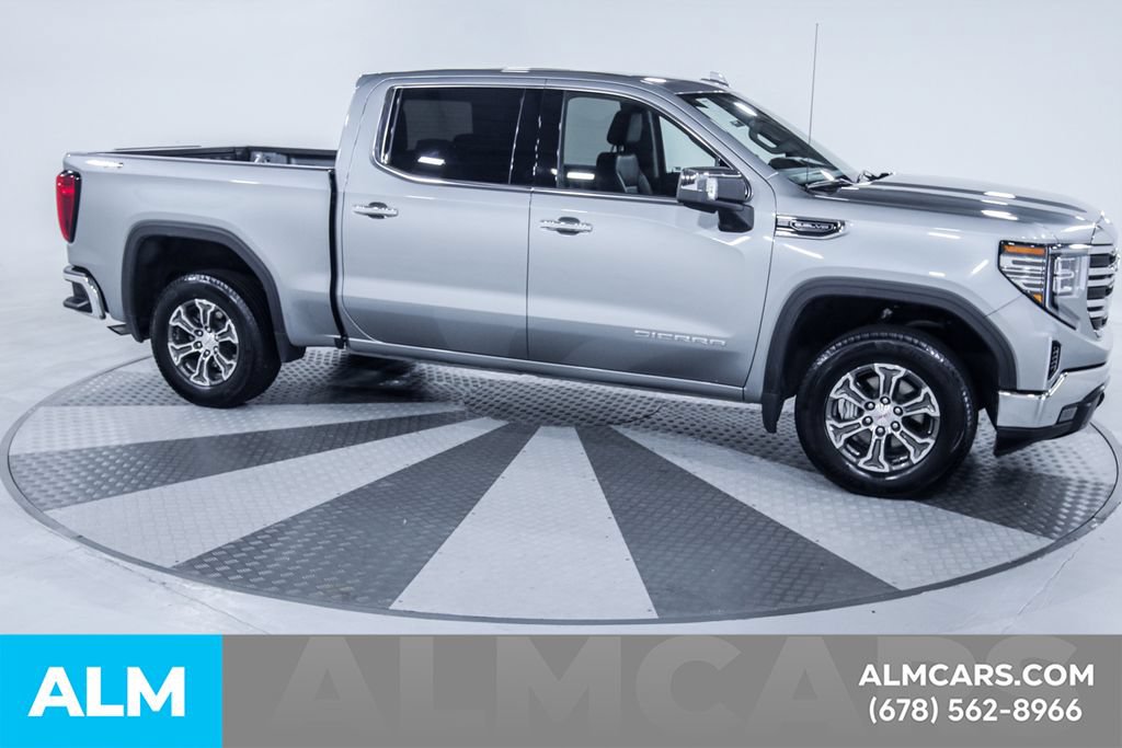 Used 2026 GMC Sierra 1500 SLT AWD/4WD image 11