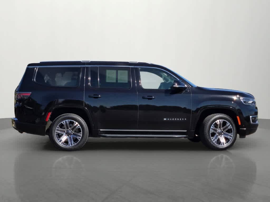 Used 2024 Jeep Wagoneer Series II AWD/4WD image 7