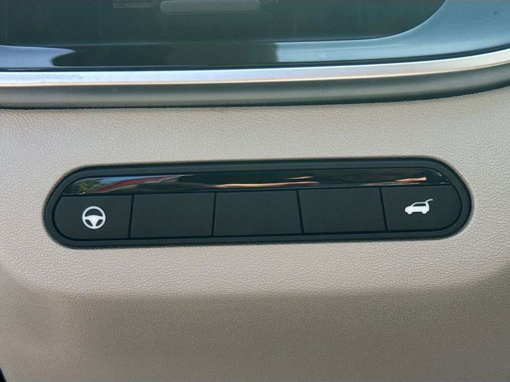 Certified 2026 INFINITI QX60 Luxe w/ Cargo Package image 11