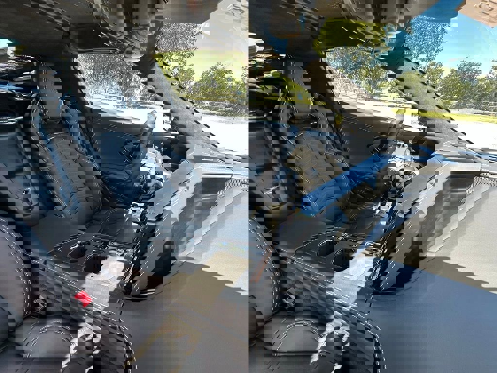 New 2026 Chevrolet Corvette Stingray Premium Cpe w/ Stealth Interior Trim Package RWD image 27