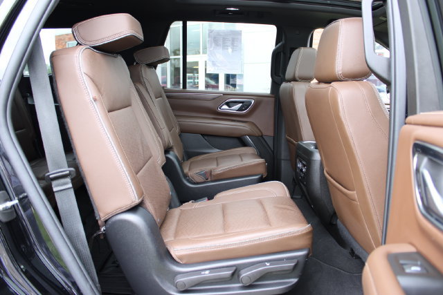 Used 2022 Chevrolet Tahoe High Country w/ Max Trailering Package AWD/4WD image 44