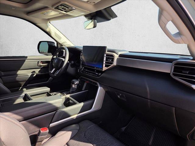 Used 2024 Toyota Tundra Limited AWD/4WD image 19